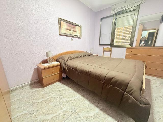 Piso en venta en Sabadell, de 82 m² 3 habitaciones por 169.000