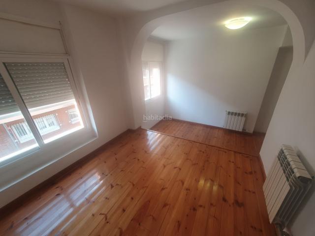 Piso en venta en Sabadell, Eixample. BONIC PIS AMB MOLT BON ESTAT DE 3 HABITACIONS TOT EXTERIOR ZONA EIXAMPLE DE SABADELL A 5 MINUTS DEL CENTRE DE SABADELL!. Pisos.