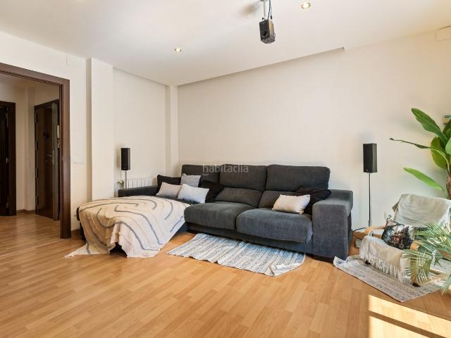 Piso en venta en Sabadell, Eixample. piso a cinco minutos del centro de Sabadell. Pisos.