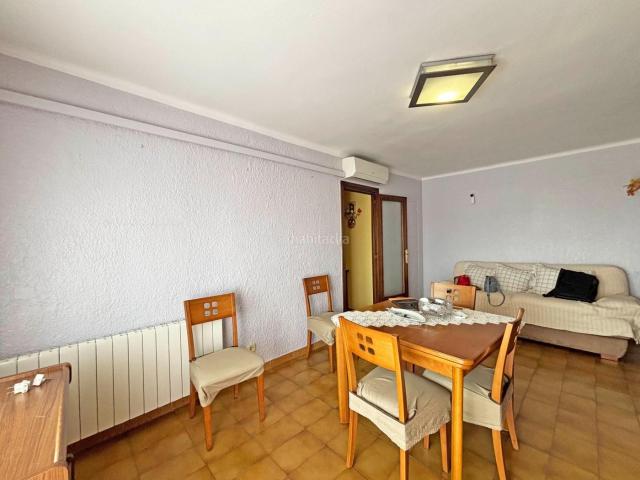 Piso en venta en Sabadell, La Roureda. Piso de 4 Habitaciones en Venta en La Roureda. Pisos.