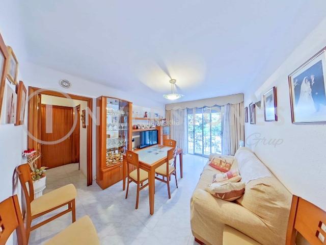 Piso en venta en Sabadell, La Roureda. Pisos.