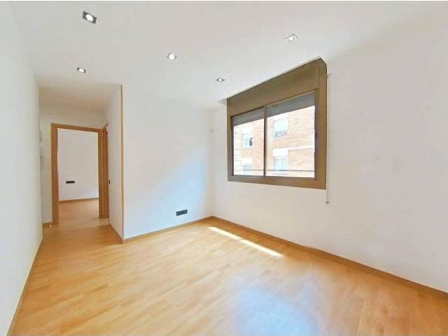 Piso en Venta en Sabadell