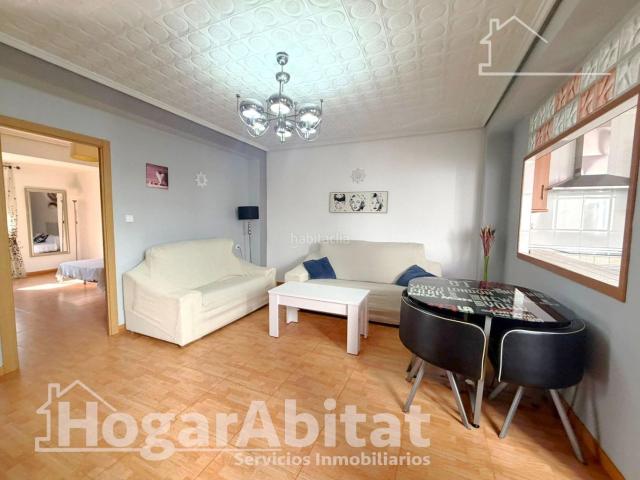 Piso en venta en Sagunt, Avenida de Abril 9 de Octubre. BONITO, ACOGEDOR Y EXTERIOR CON BALCÓN. Pisos.