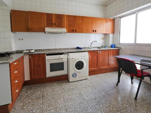 Piso en venta en Sagunt, Avenida de Abril 9 de Octubre. Piso en venta en Sagunto puerto sagunto. Pisos.