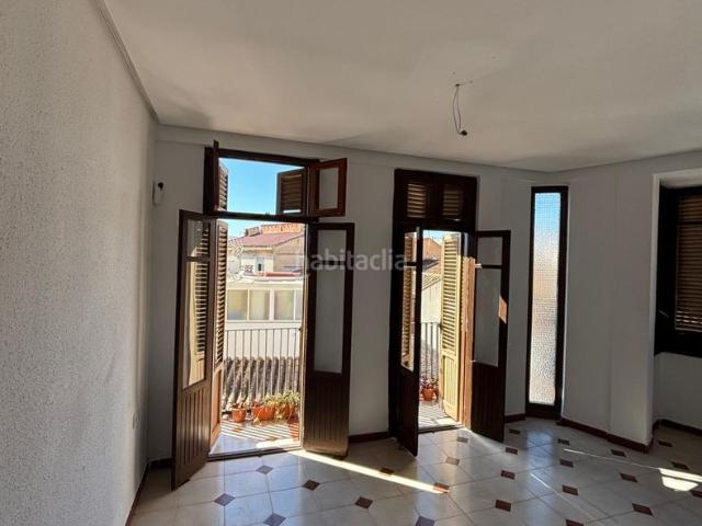 Piso en venta en Sagunt, Centro El Castillo. Piso a la venta en Sagunto, 3 hab, 2 baño, balcón. Pisos.