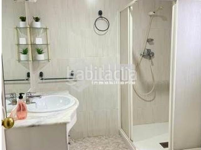 Piso en venta en Sagunt, Centro puerto. Ref 20261PISO SEMIREFORMADO EN VENTA EN PUERTO DE SAGUNTO, DE 100 m, EN 1ª PLANTA, SIN ASCENSOR, 3 HABITACIONES, 1 BAÑO, AMUEBLA. Pisos.