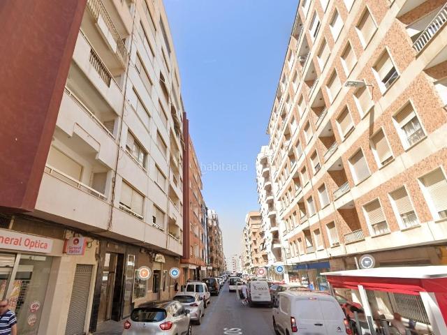 Piso en venta en Sagunt, Doctor Palos Alto Palancia. Se vende espectacular piso en Sagunto, listo para entrar a vivir. Pisos.