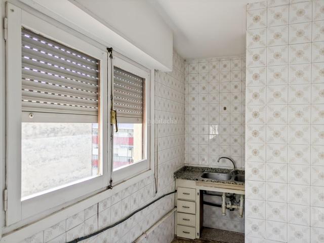 Piso en venta en Sagunt, Las Islas. Tu oportunidad en la playa de Puerto de Sagunto por solo 183,000!. Pisos.