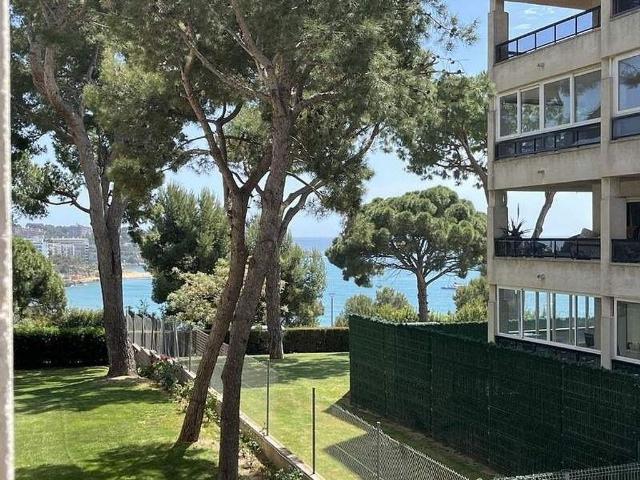 Piso en venta en Salou, de 72 m² 2 habitaciones por 215.000