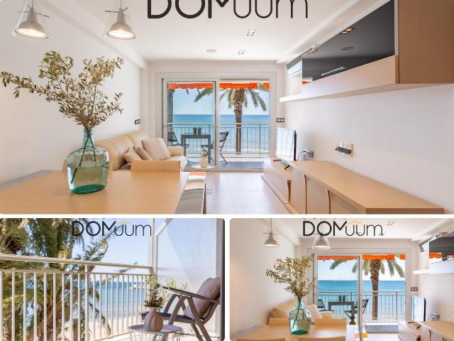 Piso en venta en Salou, Platja de Ponent Costa Dorada. Vivienda en primera línea de playa. Pisos.