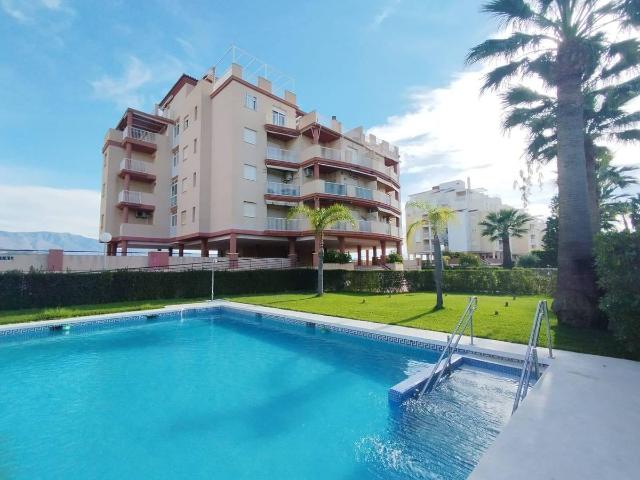 Piso en Venta en Salobreña Costa
