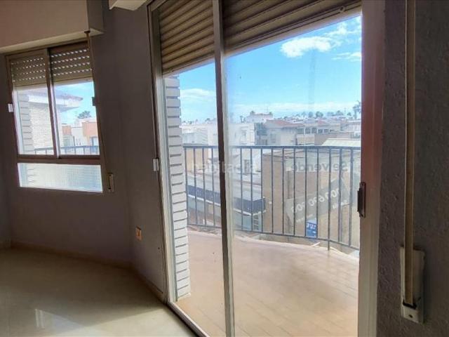 Piso en venta en Salobreña, Centro. Pisos.
