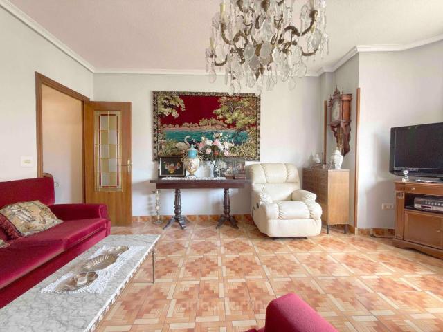 Piso en venta en Salamanca, Tejares Chamberí Alcades. 5º Planta en primer tramo del Paseo de la Estación con garaje y trastero. Pisos.