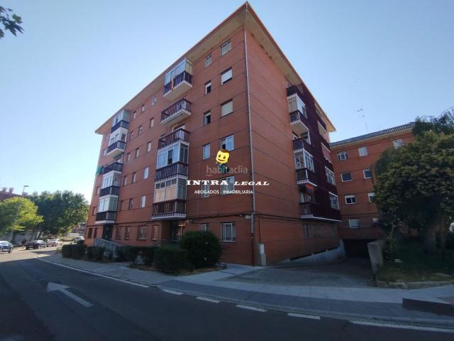 Piso en venta en Salamanca, Tormes La Vega. Exclusiva vivienda con 2 garajes en San José. Pisos.