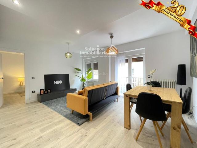 Piso en venta en Salamanca, Carmelitas. Exclusividad, diseño y ubicación en el corazón de Salamanca. Pisos.
