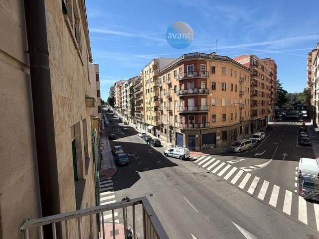 Piso en venta en Salamanca, Carmelitas. Piso en venta en Avda. Italia, 2 dormitorios. Pisos.