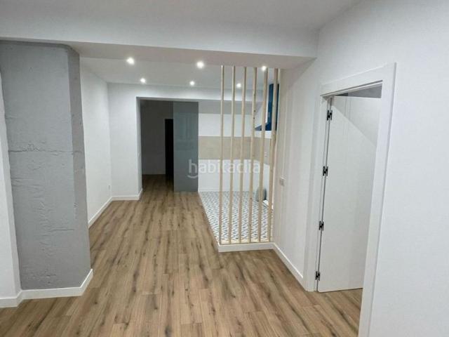 Piso en venta en Salamanca, Prosperidad Delicias. Hapax real Estate promociona vivienda reformada a estrenar junto Alamedilla y Plaza España. Distribuida en 2 dormitorios 1 de ell. Pisos.