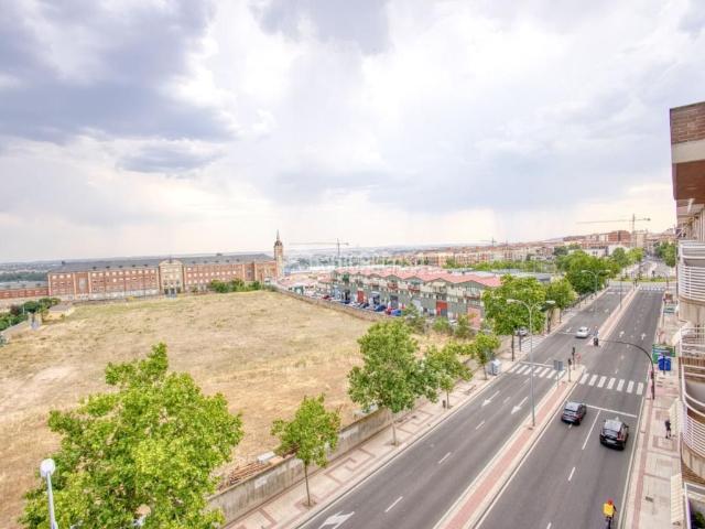 Piso en venta en Salamanca, Rollo Puente Ladrillo. Piso en venta en Salamanca. Pisos.