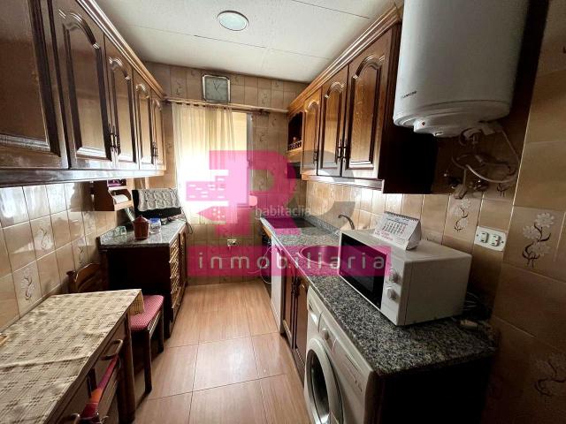 Piso en venta en Salamanca, San Bernardo. PISO EN VENTA EN ESTACION DE AUTOBUSES. Pisos.