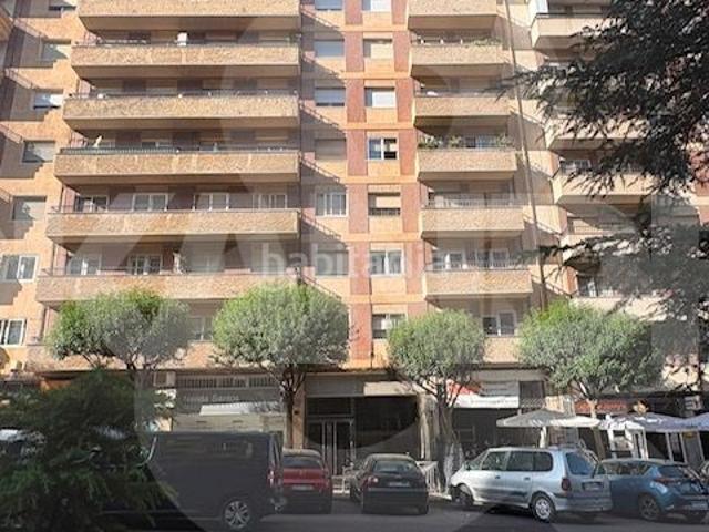 Piso en venta en Salamanca, Salesas. Venta piso Junto PLaza de Toros. Pisos.
