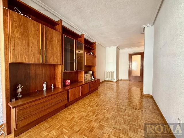 Piso en Venta en Salesas