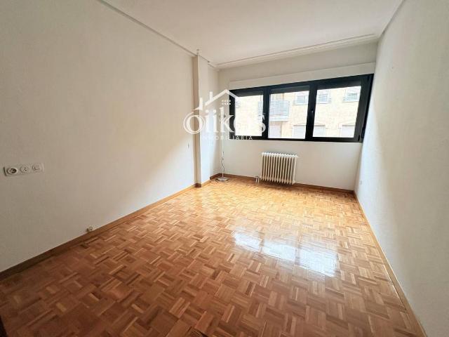Piso en Venta en Salesas