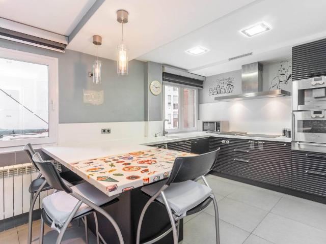 Piso en Venta en Salesas Foncalada Campoamor