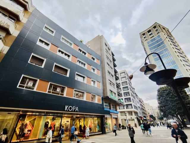 Piso en Venta en Salesas Foncalada Campoamor