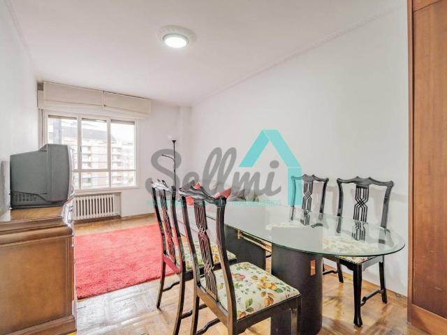 Piso en Venta en Salesas Foncalada Campoamor