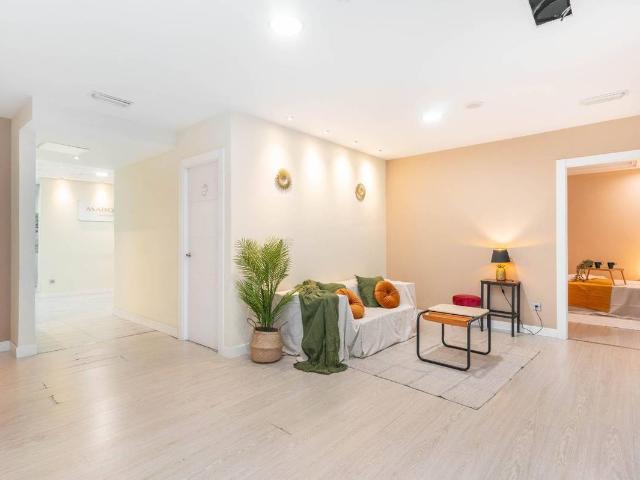 Piso en Venta en Salesas Foncalada Campoamor