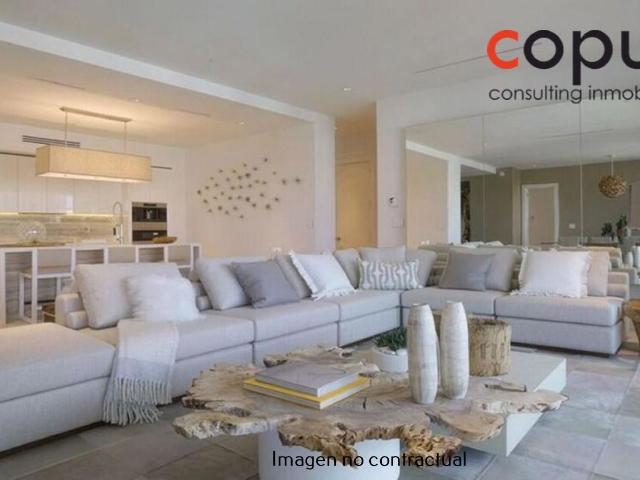 Piso en Venta en Salesas Foncalada Campoamor