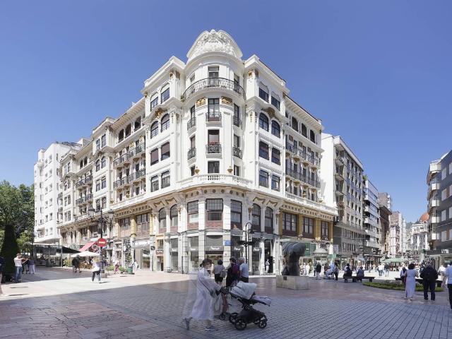 Piso en Venta en Salesas Foncalada Campoamor