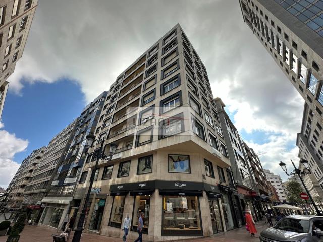 Piso en Venta en Salesas Foncalada Campoamor
