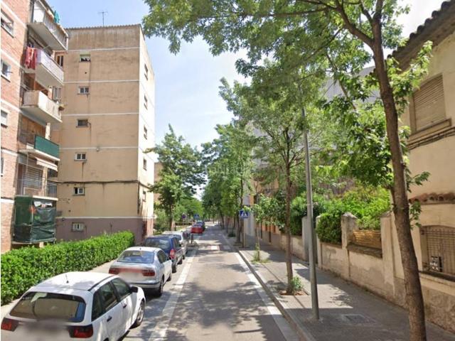 Piso en venta en Salt, Barri dels Escriptors. PISO EN SALT. Pisos.