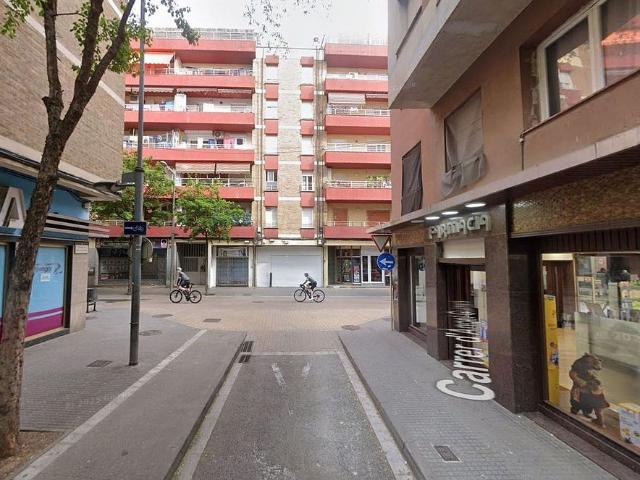 Piso en venta en Salt, de 78 m² 3 habitaciones por 65.000
