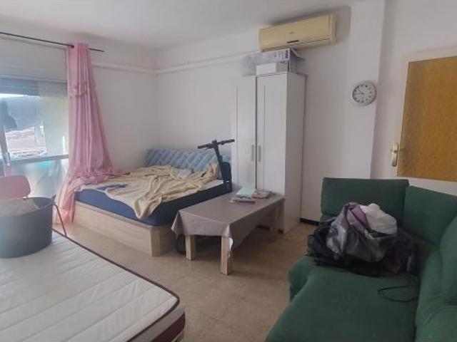 Piso en Venta en Salto, Girona