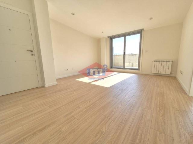 Piso en venta en Salvaterra de Miño. Exclusivo ático de 2 dormitorios con amplia terraza privada. Pisos Salvaterra de.