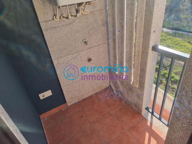 Piso en venta en Salvaterra de Miño. Pisos Salvaterra de.