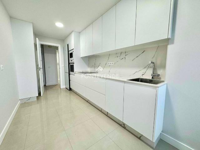 Piso en Venta en Samieira
