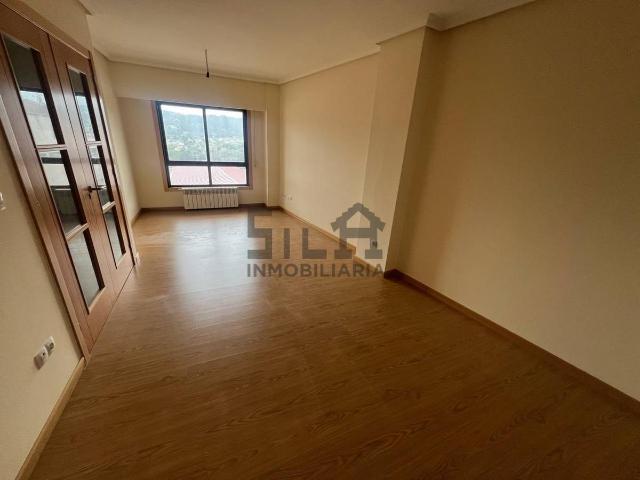 Piso en Venta en San Cibrao das Viñas