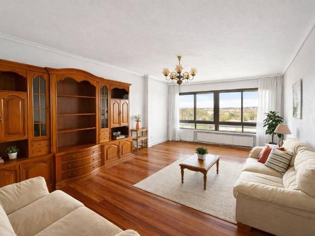 Piso en Venta en San Claudio La Chantría