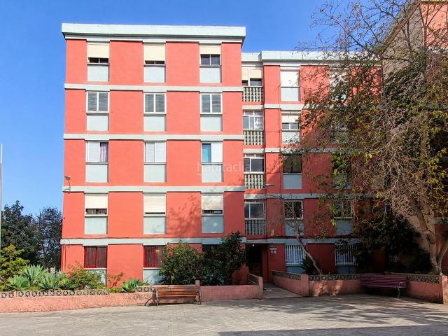 Piso en venta en San Cristóbal de La Laguna, La Cuesta Finca España. ? Piso Bajo en Urb. La Florida ? Luminoso ? Amplio ? Muy Bien Comunicado. Pisos San Cristóbal de La.