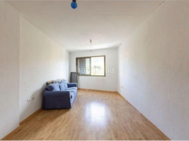 Piso en venta en San Cristóbal de La Laguna, La Laguna. ¡Espacio, comodidad y excelente ubicación en La Laguna!. Pisos San Cristóbal de La.