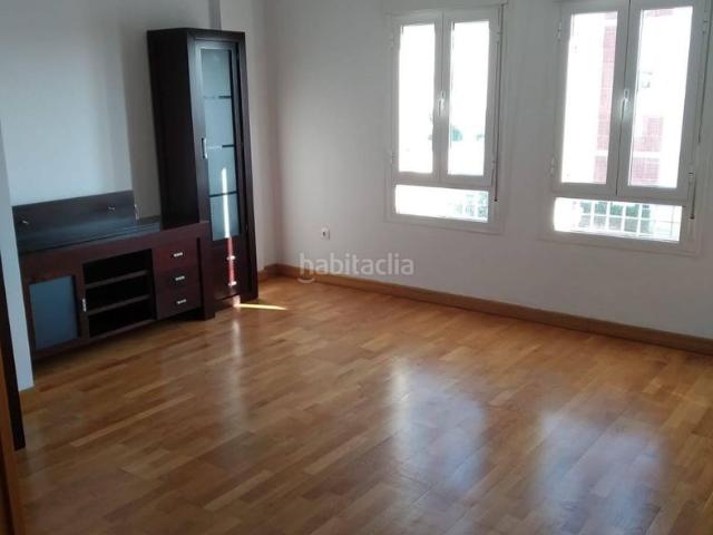 Piso en venta en San Fernando, El Carmen. Oportunidad única en una de las mejores zonas de San Fernando. Pisos San.