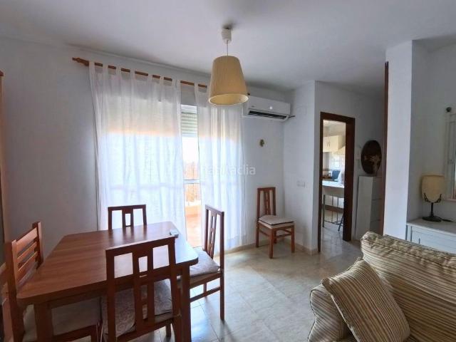 Piso en venta en San Fernando, El Cristo Cayetano Roldán. Apartamento con terraza, luz y privacidad en el barrio de El Cristo. Pisos San.