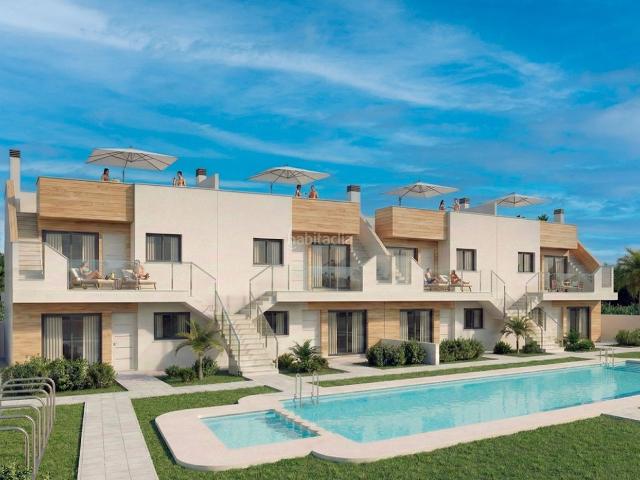 Piso en venta en San Javier, San Javier. Apartamento de 3 dormitorios en venta en San Javier, con piscina. Pisos San.