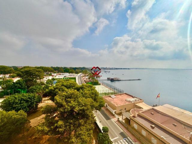 Piso en venta en San Javier, Santiago de La Ribera. Apartamento en venta en primera linea de playa con vistas panoramicas a todo el Mar Menor !. Pisos San.