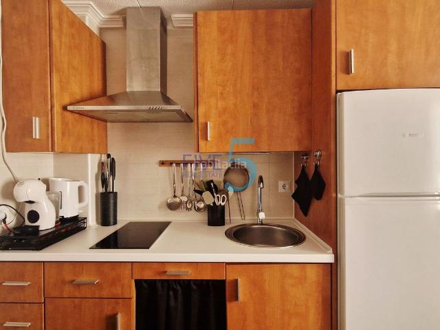 Piso en venta en San Javier, Santiago de La Ribera. Encantador apartamento de 1 dormitorio y 1 baño en San Javier, Murcia, puesto a la venta. Disfruta de una casa con aire acondicion. Pisos San.