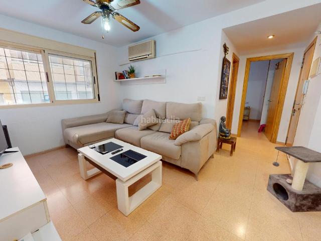 Piso en venta en San Juan de Alicante, Centro. Bajo Exterior en el Centro de San Juan con parking y Piscina. Pisos San Juan de.
