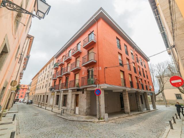 Piso en venta en San Lorenzo de El Escorial, Centro Casco Histórico. Piso con encanto en el centro de San Lorenzo de El Escorial. Pisos San Lorenzo de El.